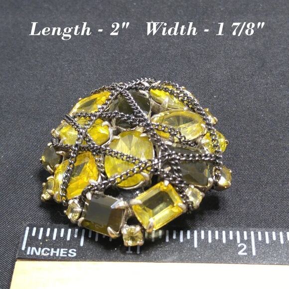 Stella & Dot Rhinestones Chain Brooch & Pendant, Hallmark Heart Dots, 2 Inches - Picture 7 of 9